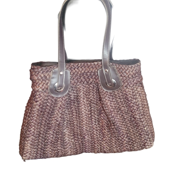 Elegant Straw Woven Brown Tote Bag - Picture 2 of 5